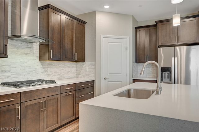 372 Purple Sandpiper Street, Las Vegas, NV 89138