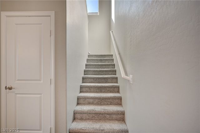 372 Purple Sandpiper Street, Las Vegas, NV 89138