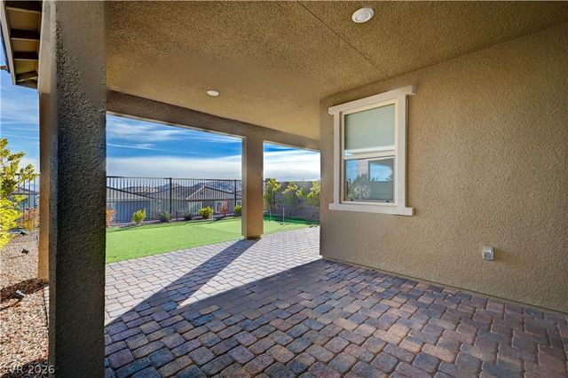 372 Purple Sandpiper Street, Las Vegas, NV 89138