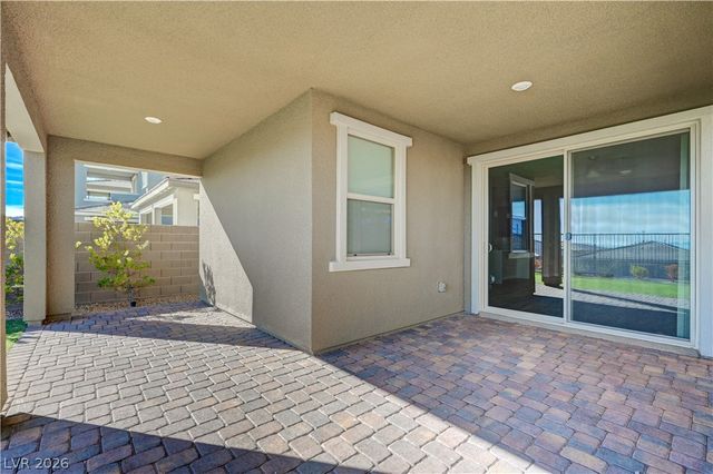 372 Purple Sandpiper Street, Las Vegas, NV 89138