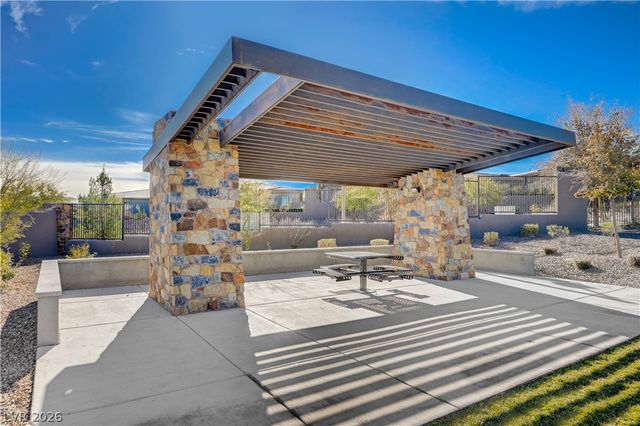 372 Purple Sandpiper Street, Las Vegas, NV 89138