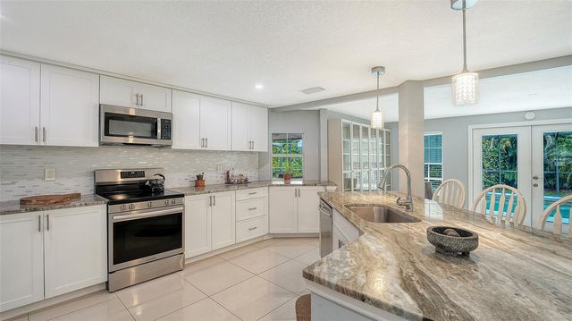 1523 84TH STREET NW, Bradenton, FL 34209