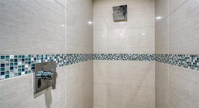 1523 84TH STREET NW, Bradenton, FL 34209