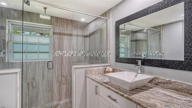 1523 84TH STREET NW, Bradenton, FL 34209