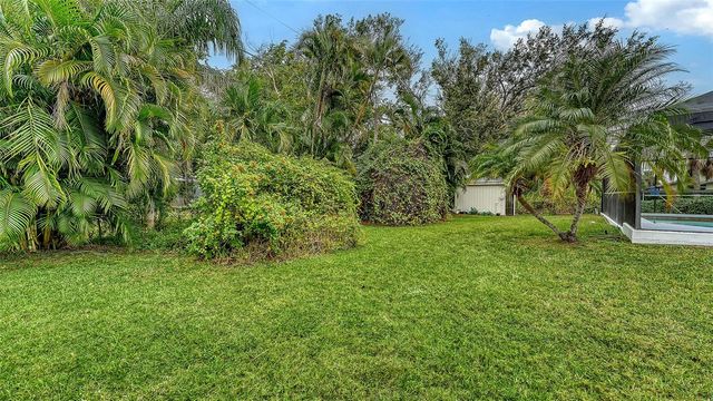 1523 84TH STREET NW, Bradenton, FL 34209