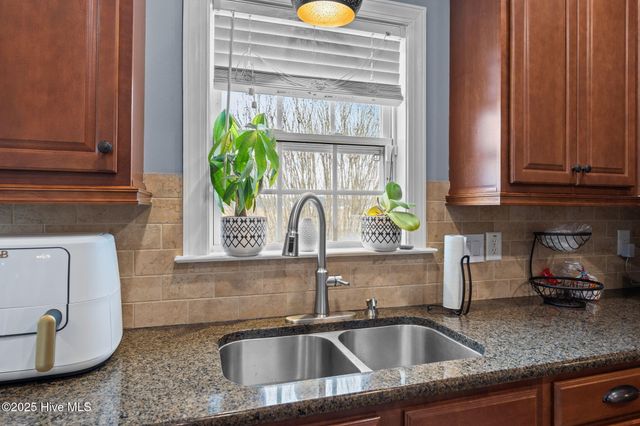 1420 Draft Court, Greenville, NC 27858