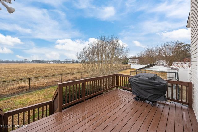 1420 Draft Court, Greenville, NC 27858