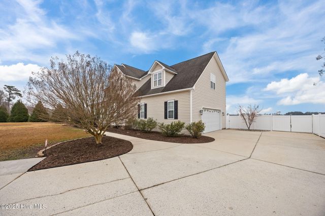 1420 Draft Court, Greenville, NC 27858