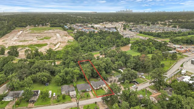7218 Bretshire Drive, Houston, TX 77016
