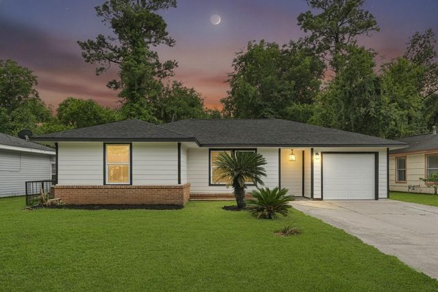 7218 Bretshire Drive, Houston, TX 77016