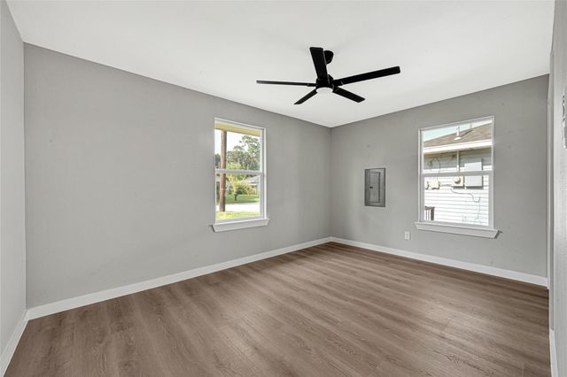 7218 Bretshire Drive, Houston, TX 77016