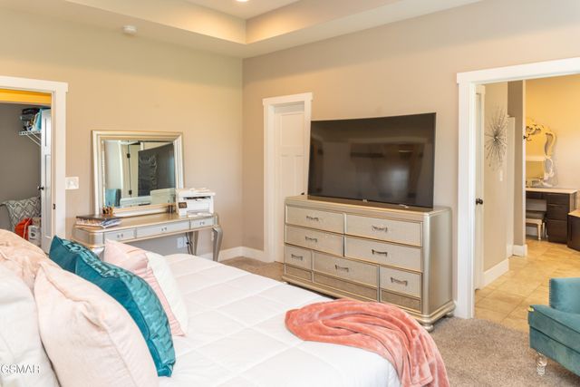 2774 Vista Meadows Lane, Sevierville, TN 37876