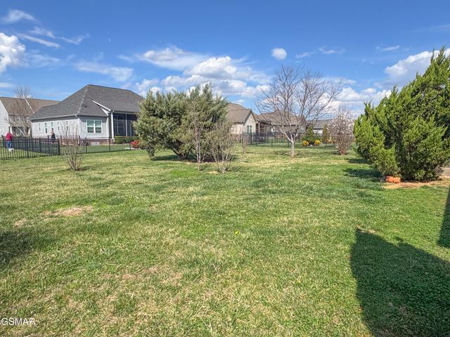 2774 Vista Meadows Lane, Sevierville, TN 37876