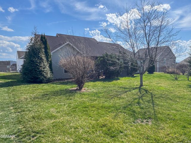 2774 Vista Meadows Lane, Sevierville, TN 37876