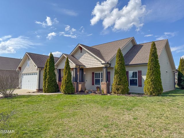 2774 Vista Meadows Lane, Sevierville, TN 37876