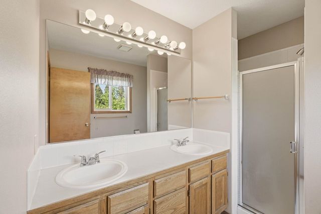 3319 E 65th Ave, Spokane, WA 99223