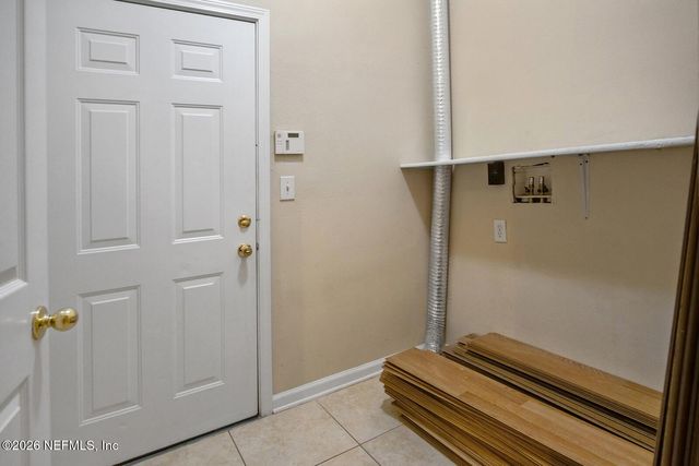 7047 DEER LODGE Circle 106, Jacksonville, FL 32256