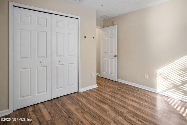 7047 DEER LODGE Circle 106, Jacksonville, FL 32256