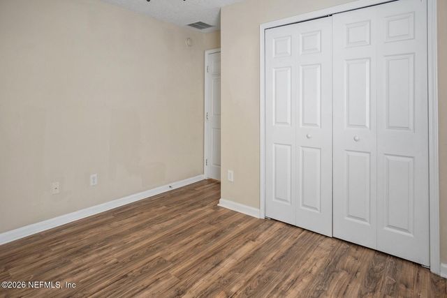 7047 DEER LODGE Circle 106, Jacksonville, FL 32256