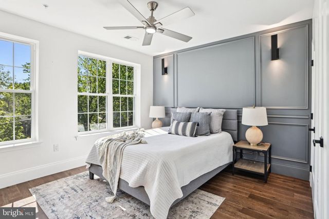 322 56TH ST NE, Washington, DC 20019