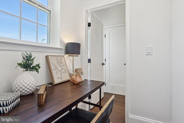 322 56TH ST NE, Washington, DC 20019