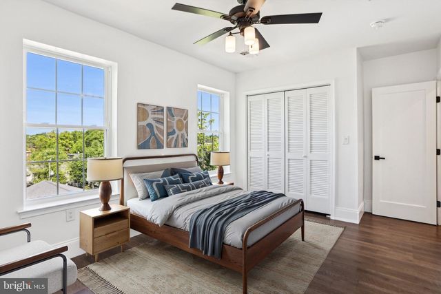 322 56TH ST NE, Washington, DC 20019