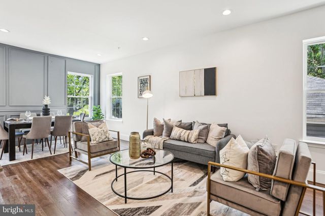 322 56TH ST NE, Washington, DC 20019