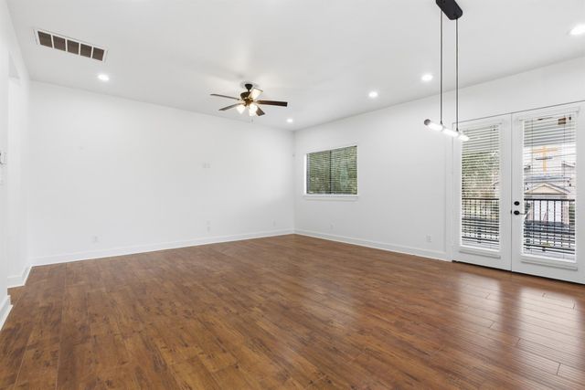 3034 Wayne Street A-B, Houston, TX 77026