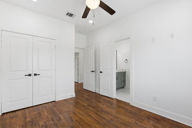 3034 Wayne Street A-B, Houston, TX 77026