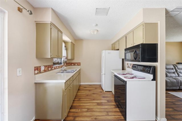 3672 RONDA DRIVE, Deltona, FL 32738