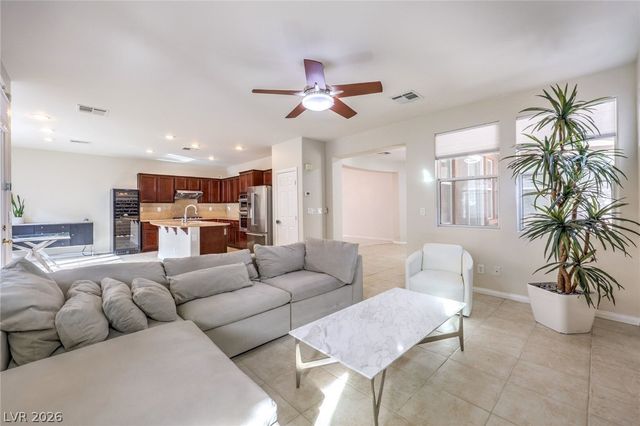 553 Wandering Violets Way, Las Vegas, NV 89138