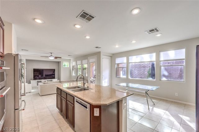 553 Wandering Violets Way, Las Vegas, NV 89138