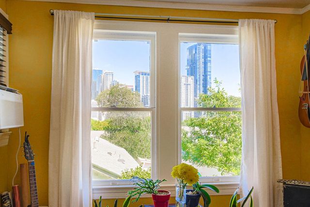 310 B LEGRANDE Ave, Austin, TX 78704