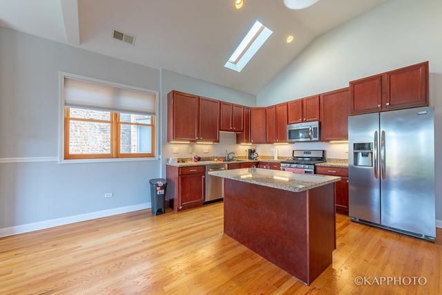 5137 S Wabash Avenue, Chicago, IL 60615