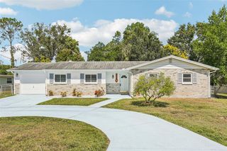 2525 LAKE ELLEN LANE, Tampa, FL 33618