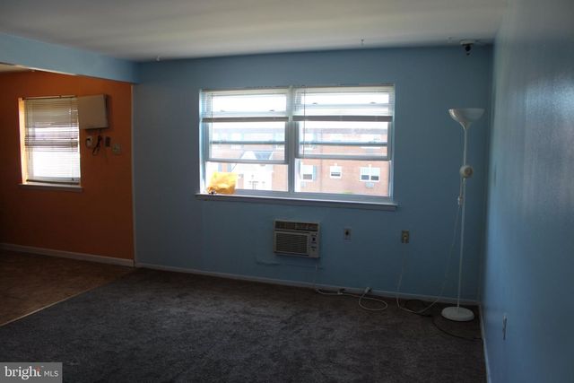 10712 GIFFORD AVE, Philadelphia, PA 19116