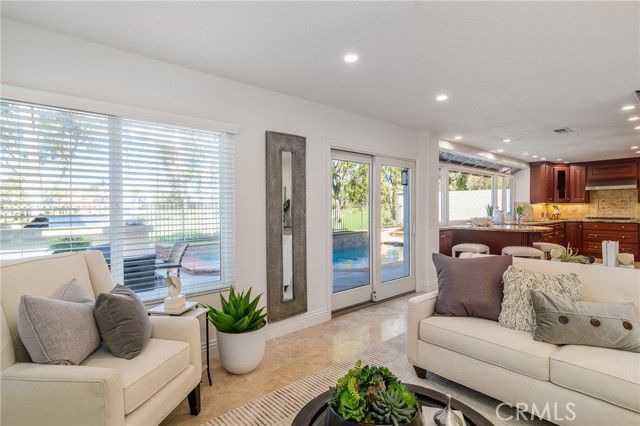 5 Telliz, Rancho Santa Margarita, CA 92688