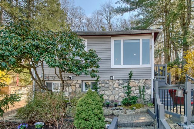 40 Chippewa Crossroads, Putnam Valley, NY 10579