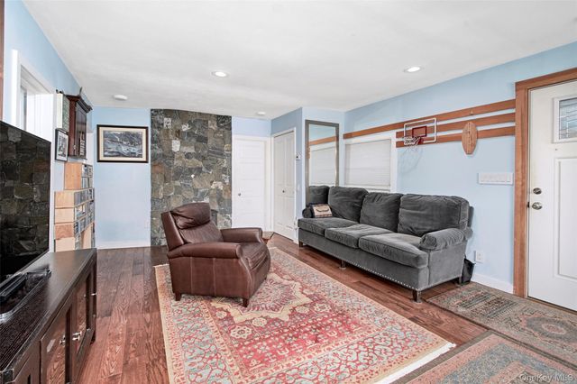 40 Chippewa Crossroads, Putnam Valley, NY 10579