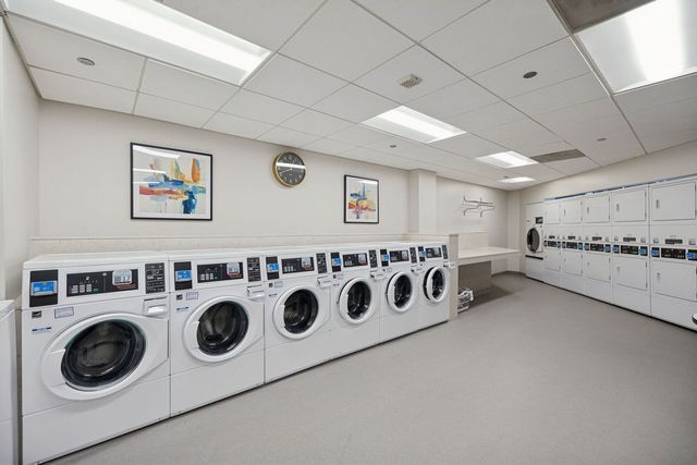 440 N Mcclurg Court 402S, Chicago, IL 60611