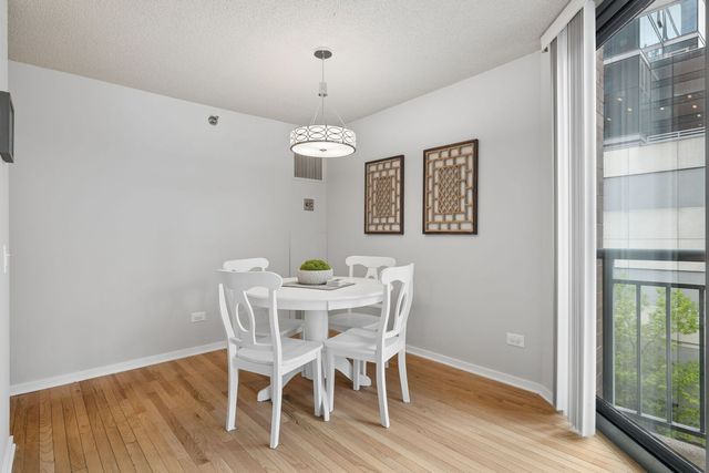 440 N Mcclurg Court 402S, Chicago, IL 60611
