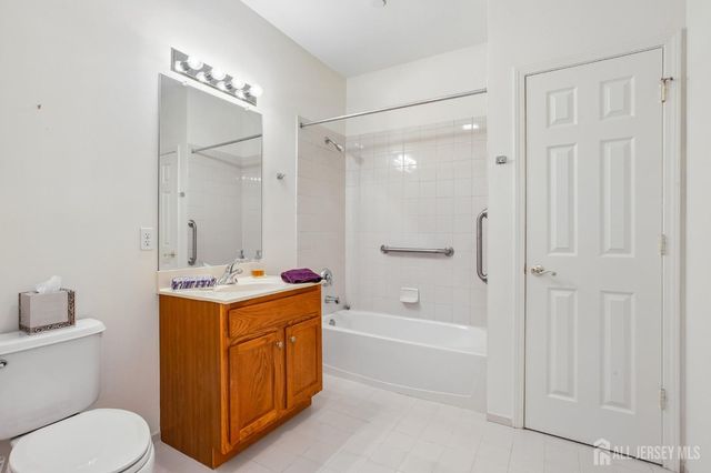 540 Cranbury Road 115, East Brunswick, NJ 08816
