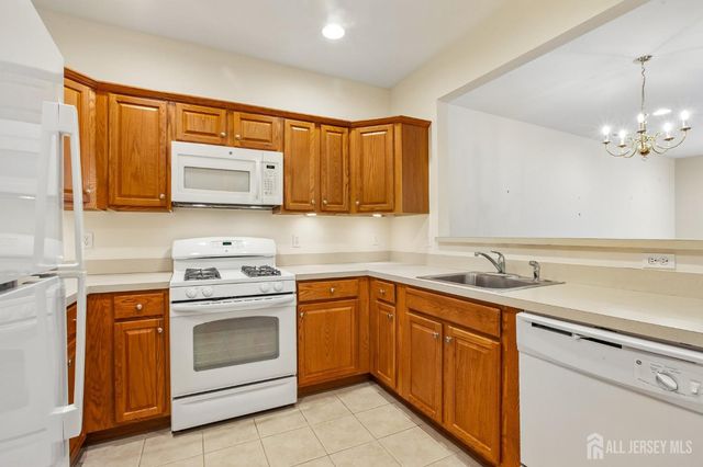 540 Cranbury Road 115, East Brunswick, NJ 08816