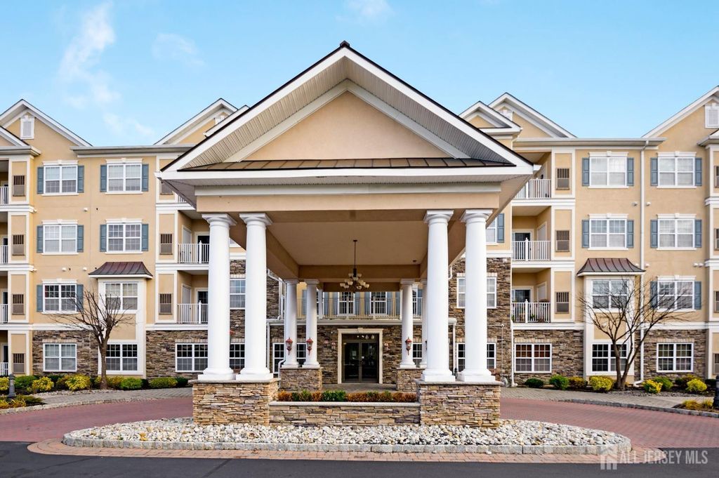 540 Cranbury Road 115, East Brunswick, NJ 08816