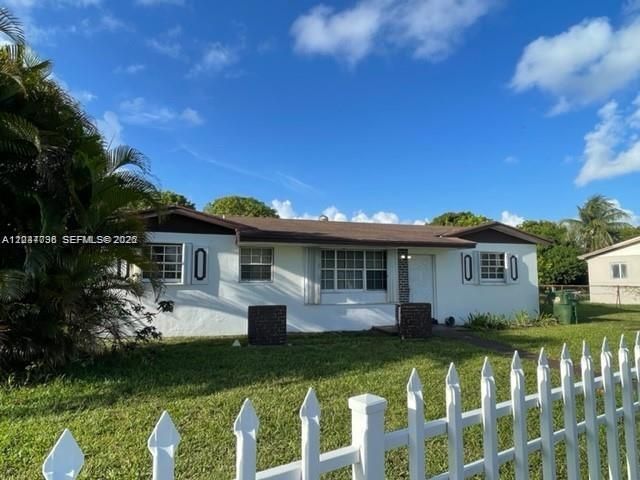 2730 NW 208th Terrace, Miami Gardens, FL 33056