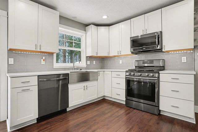 5077 Melmax Street, Norton Shores, MI 49441