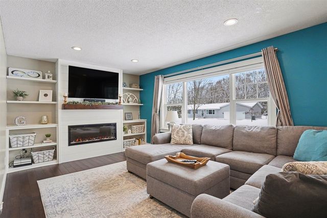 5077 Melmax Street, Norton Shores, MI 49441