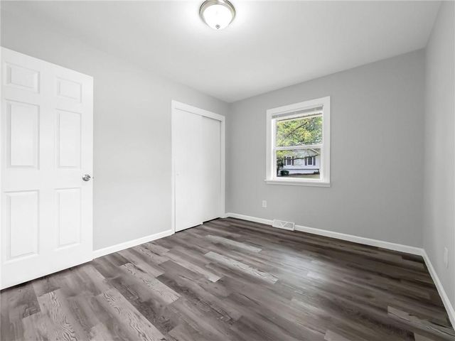 401 S Shrank Avenue, Independence, MO 64056
