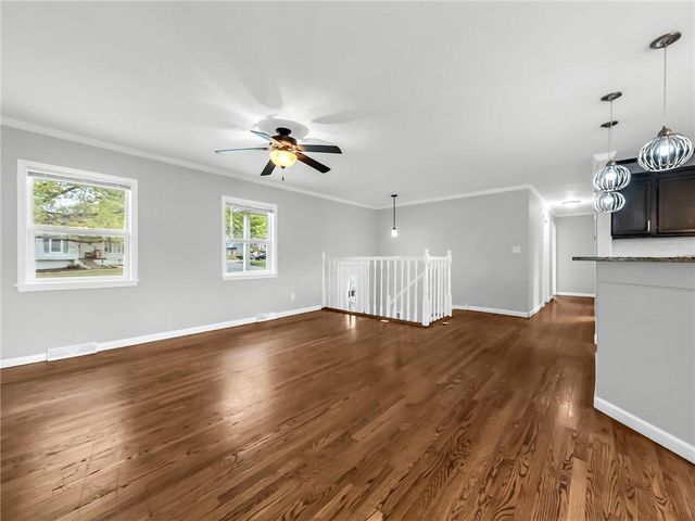 401 S Shrank Avenue, Independence, MO 64056