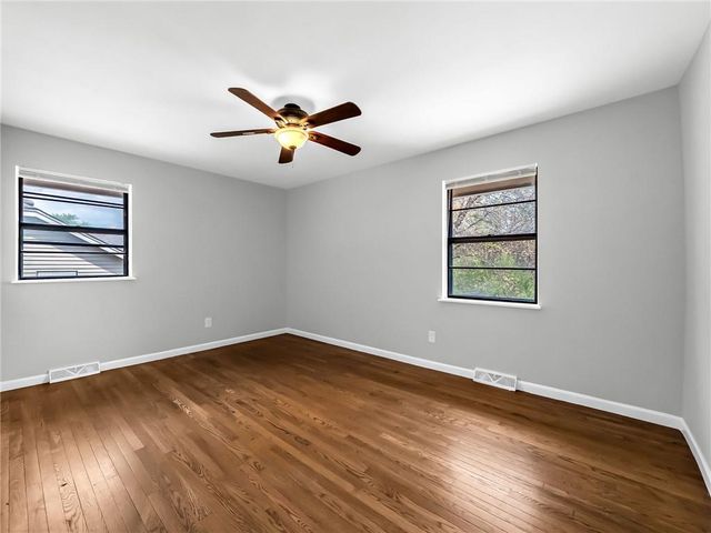 401 S Shrank Avenue, Independence, MO 64056